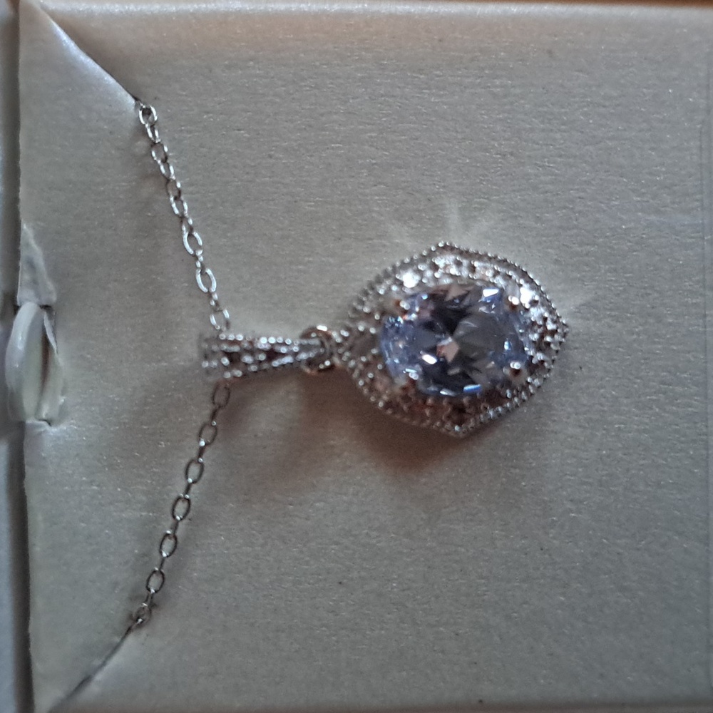Aquamarine pendant